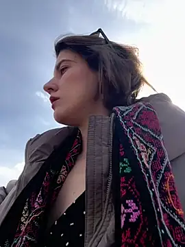 Kamorana online show from March 11, 10:20 am