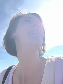 Kamorana online show from April 5, 10:11 am