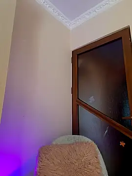 LunaBlaise online show from March 1, 10:26 am