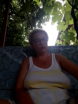 Snapshot of LunaBlaise chatting on June 27, 3:07 pm LunaBlaise online show from June 27, 3:07 pm