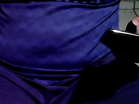 SpayingOmelet online show from April 27, 5:22 pm