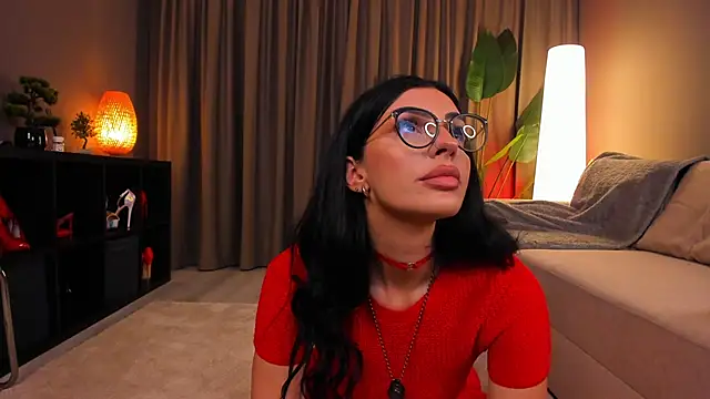 BrainyBelle online show from April 9, 3:30 am