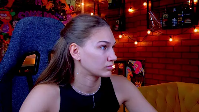 Sweet Emilya online show from May 20, 6:10 am