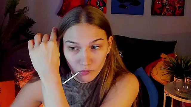 Sweet Emilya online show from March 15, 3:24 am