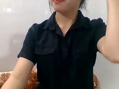 kiraa-007 online show from May 8, 2:54 pm