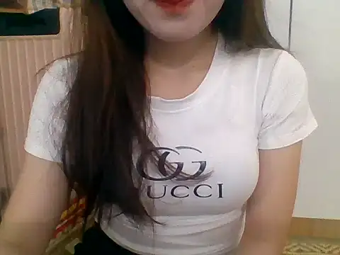 kiraa-007 online show from April 10, 4:36 pm