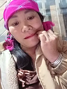 Lindxx-hot online show from March 14, 12:00 pm