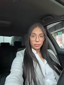 Bunny Lush online show from March 22, 5:00 am