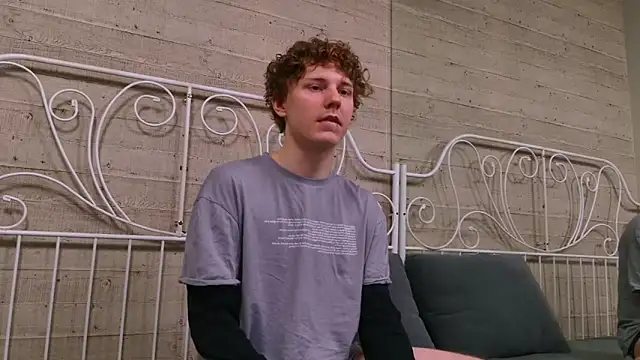 Mickey Hawk online show from March 8, 8:34 pm