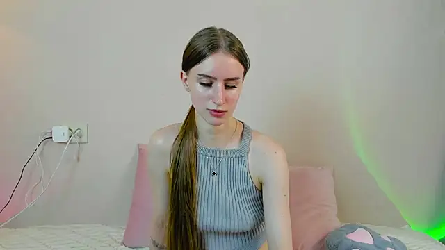 EllieRough online show from May 4, 5:38 pm