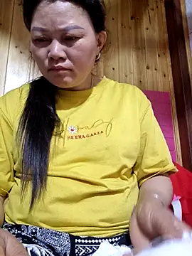 phay79 online show from May 7, 1:36 pm