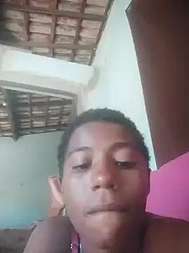 Snapshot of rakeliii chatting on May 4, 2:31 pm rakeliii online show from May 4, 2:31 pm
