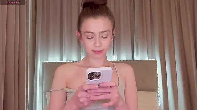 Nikalettaa online show from April 21, 2:25 am