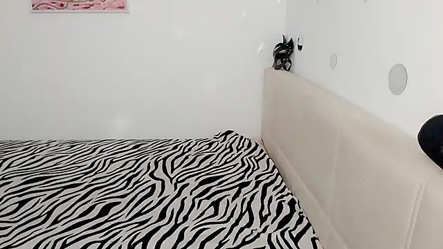 NickyHotXO online show from July 4, 4:19 am