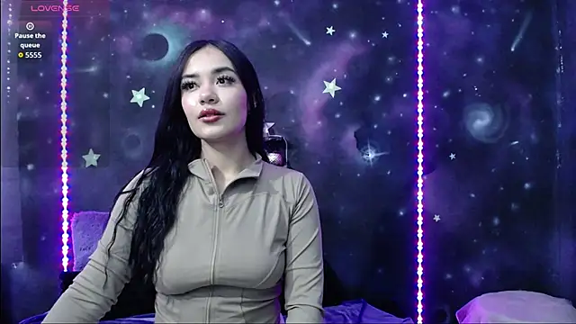 Snapshot of ValentinaRojass_ chatting on March 21, 2:32 pm ValentinaRojass online show from March 21, 2:32 pm