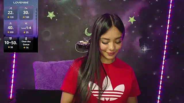 Snapshot of ValentinaRojass_ chatting on May 11, 7:11 pm ValentinaRojass online show from May 11, 7:11 pm
