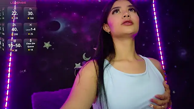 Snapshot of ValentinaRojass_ chatting on April 15, 2:54 pm ValentinaRojass online show from April 15, 2:54 pm