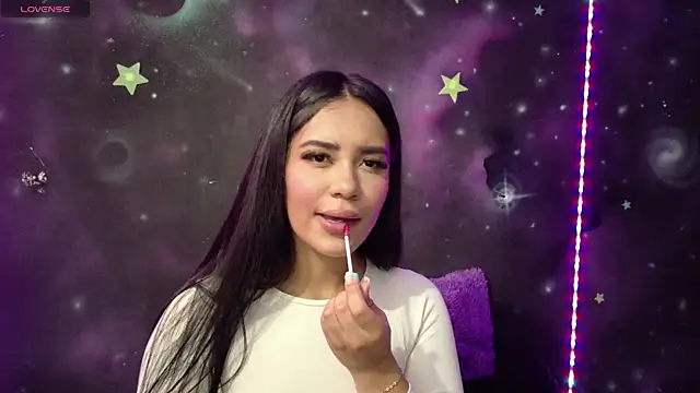 Snapshot of ValentinaRojass_ chatting on May 8, 5:06 pm ValentinaRojass online show from May 8, 5:06 pm