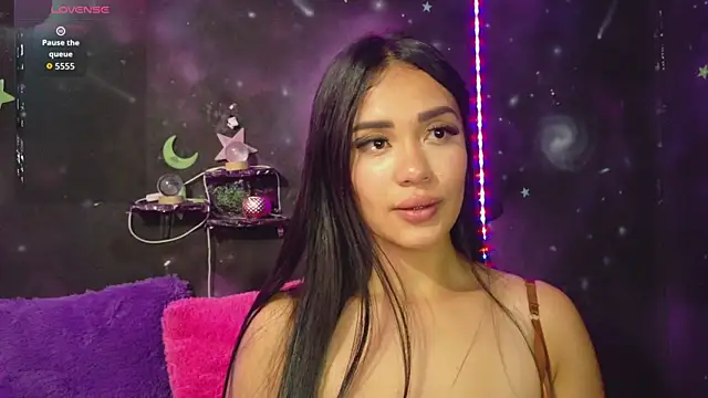 Snapshot of ValentinaRojass_ chatting on May 14, 4:48 pm ValentinaRojass online show from May 14, 4:48 pm