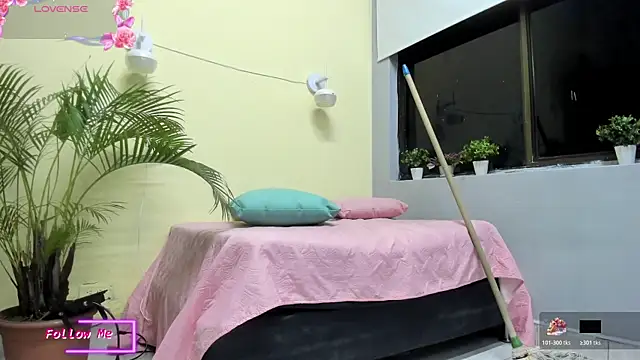  VALERIAGOMEZ online show from March 24, 9:42 am