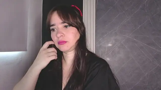 Snapshot of _VALERIAGOMEZ chatting on July 16, 12:57 pm VALERIAGOMEZ online show from July 16, 12:57 pm