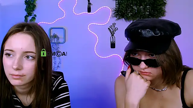 chloe ley online show from July 28, 9:39 am