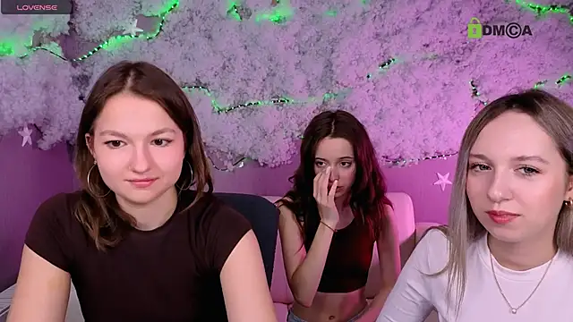 chloe ley online show from April 2, 12:45 pm