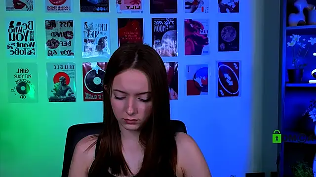chloe ley online show from July 26, 9:05 am