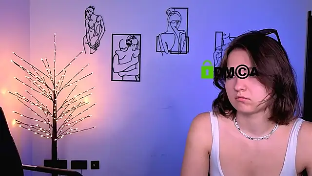 chloe ley online show from July 25, 9:06 am