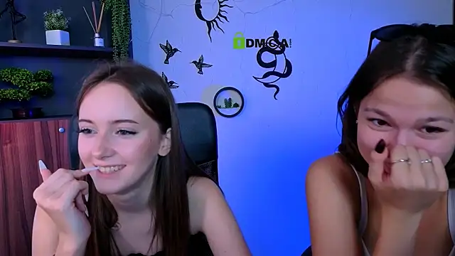 chloe ley online show from August 7, 9:15 am