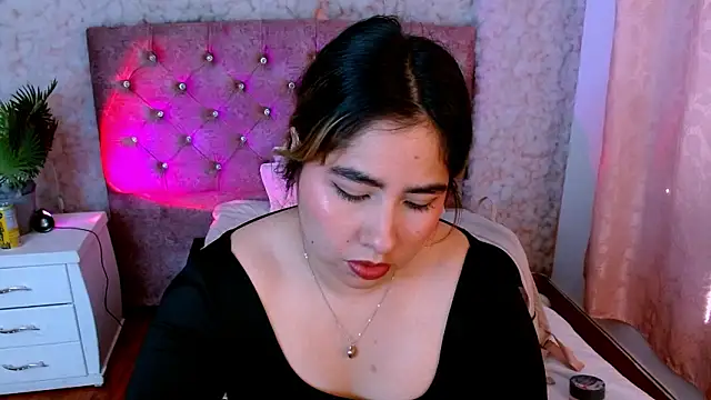 Sofiazaf  online show from March 4, 12:35 pm