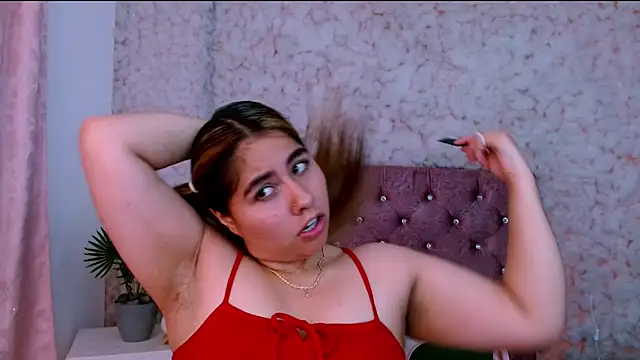 Sofiazaf  online show from April 14, 12:32 pm