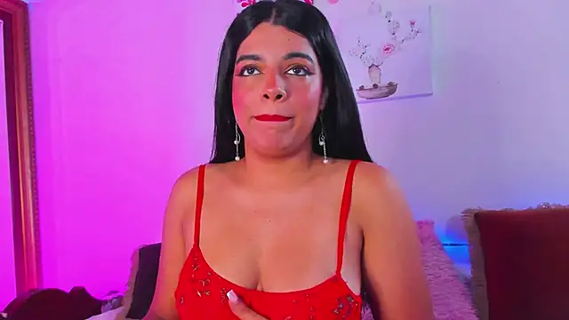Arianna Moore online show from April 28, 6:45 pm