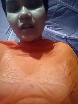 Snapshot of SumonaMoni chatting on March 1, 4:40 pm SumonaMoni online show from March 1, 4:40 pm