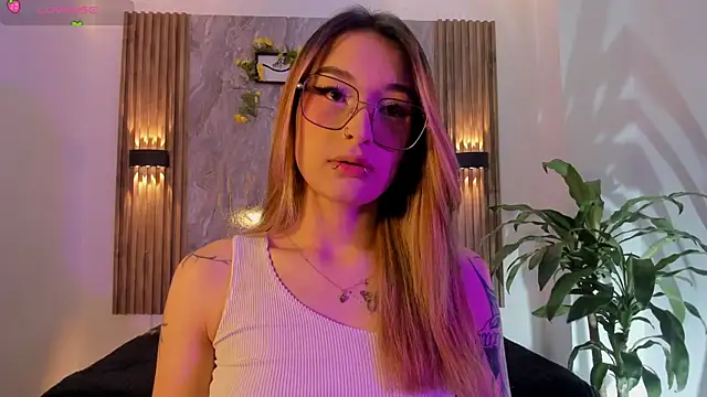 Melodylanee online show from April 9, 11:05 am