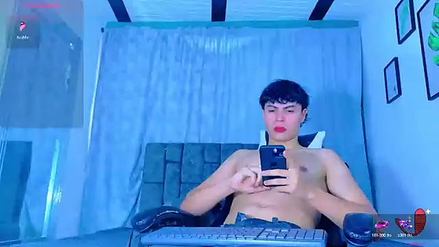 Dantekent online show from March 28, 1:23 pm