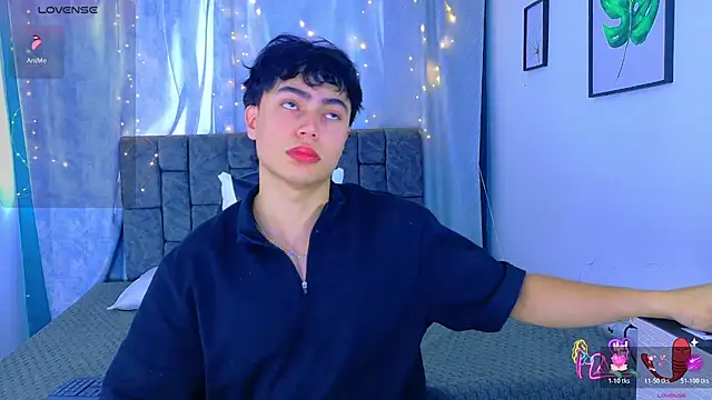 Dantekent online show from June 11, 1:52 pm