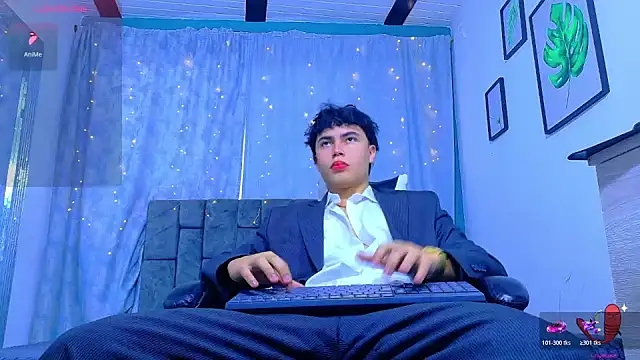 Dantekent online show from June 19, 1:17 pm