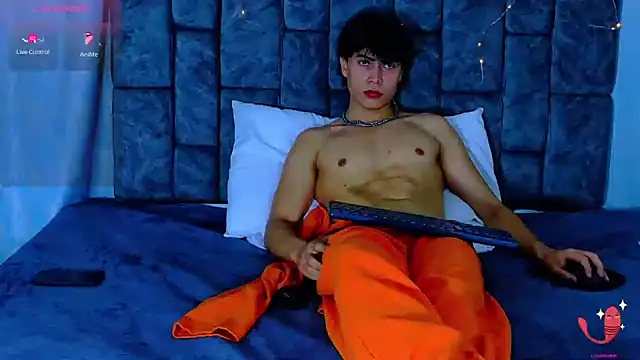 Dantekent online show from March 10, 1:26 pm