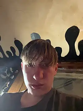 Snapshot of curtdick56 chatting on February 27, 5:18 am curtdick56 online show from February 27, 5:18 am