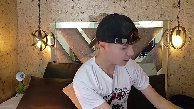 Crush Nier online show from February 27, 12:38 pm