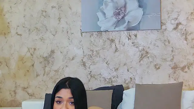 MissNaomiBelle online show from April 30, 8:57 pm