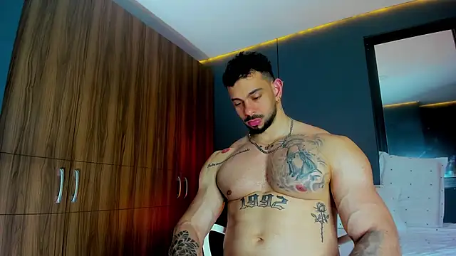 massimo visconti online show from April 2, 3:35 am