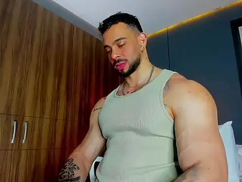 massimo visconti online show from March 8, 2:04 am