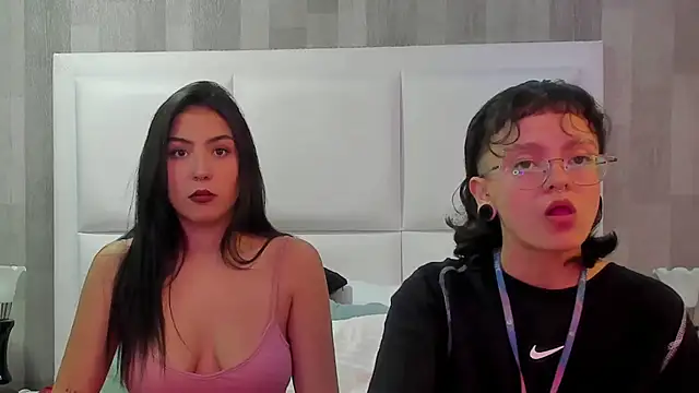 CaliferAndAurora online show from March 18, 3:46 pm