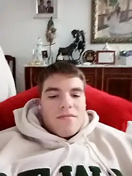 Alejandro27003 online show from February 26, 5:35 pm