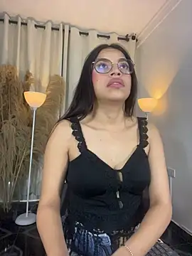 Maii Luna online show from July 6, 12:56 pm