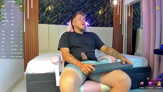 keane lee  online show from April 27, 1:09 pm