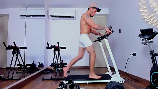 Snapshot of mike_burke chatting on March 1, 7:14 pm mike burke online show from March 1, 7:14 pm