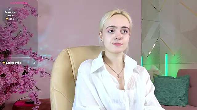 Bambi Bloom online show from March 27, 5:27 am